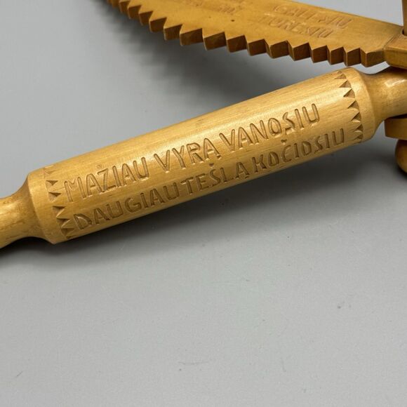 Vtg Finnish Wood Folk Art Wall Hanging Hand Saw Rolling Pin Travel Souvenir 11" - Picture 2 of 9